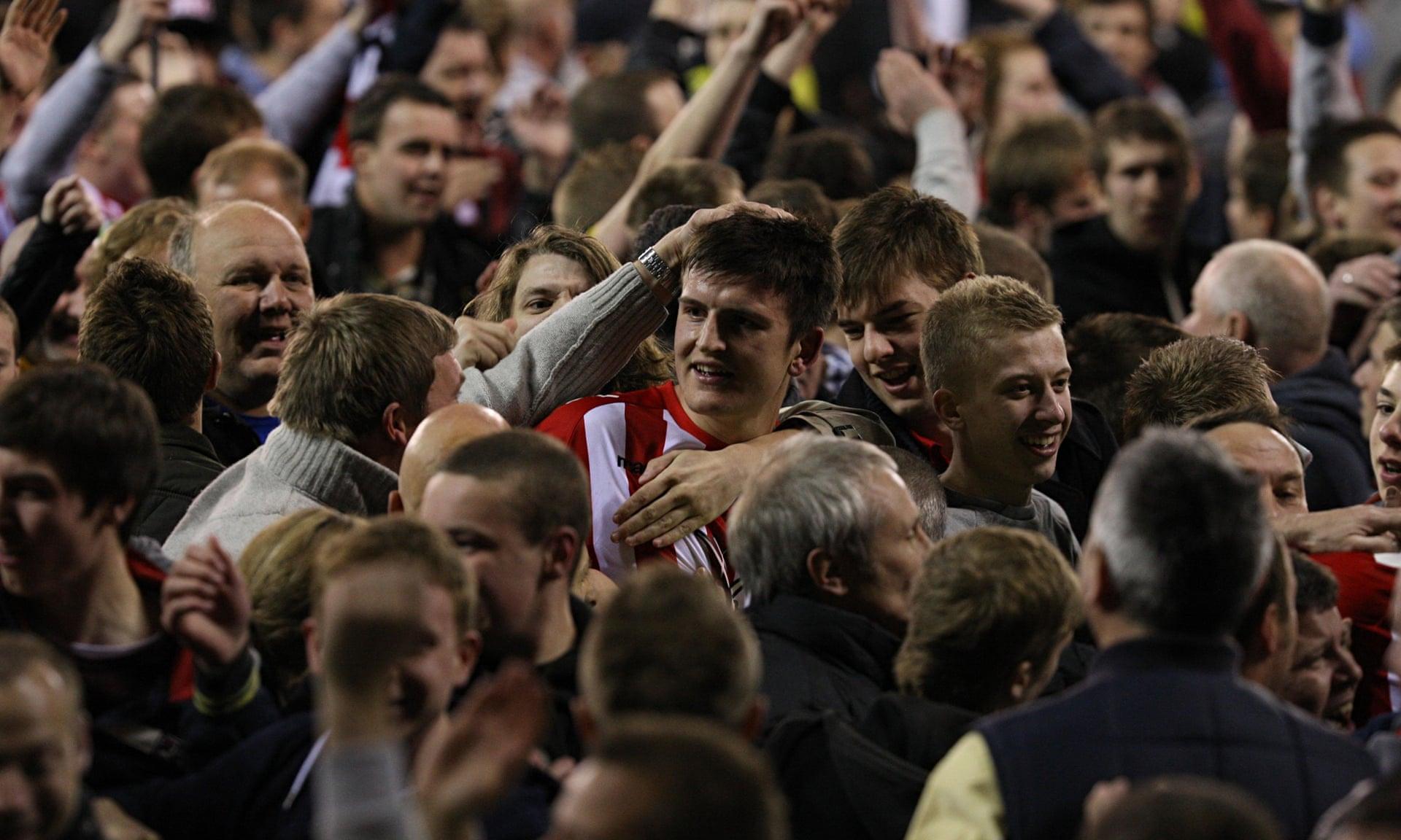 也显现出他 也显现出他